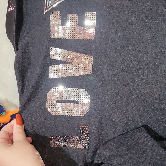 Victoria's Secret PINK Sweatshirt - Picture 12 of 14